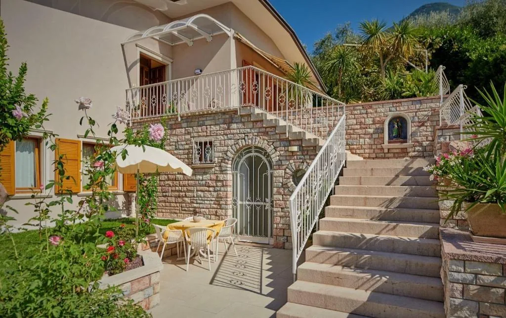 Studio with Garden View — Residence La Cioca