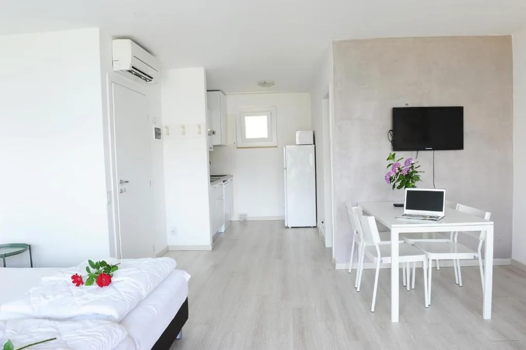 Monolocale con Vista Lago — Residence Parco Lago di Garda