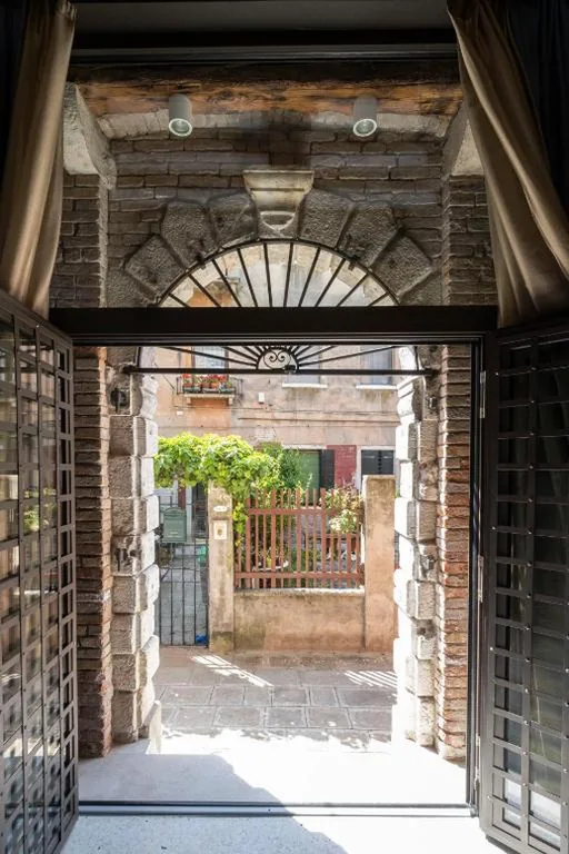 Monolocale King Deluxe — Residence Poli Venezia