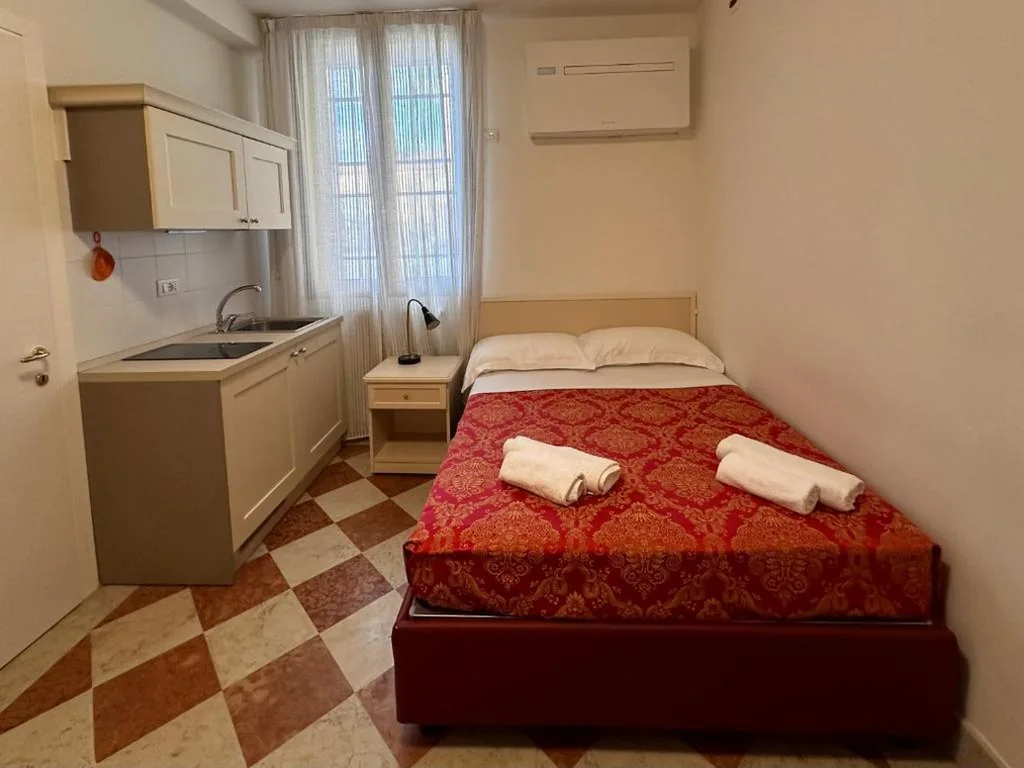 Queen Studio with Disability Access — Collegio AMDG