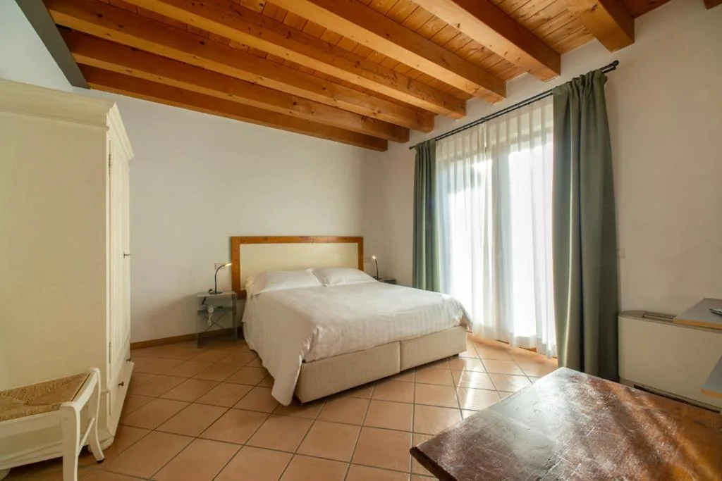 Monolocale Superior con Balcone e Vista Lago — Residence Ca Del Lago