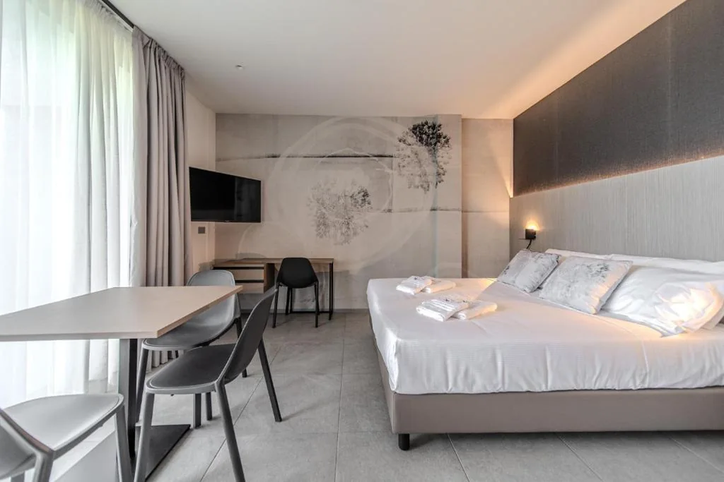 Monolocale Superior con Vista Mare — Residence Diana Seafront