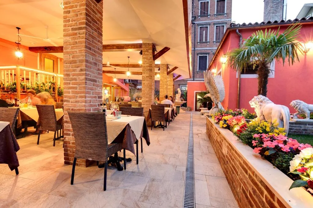 New Reiter Hotel — foto 4