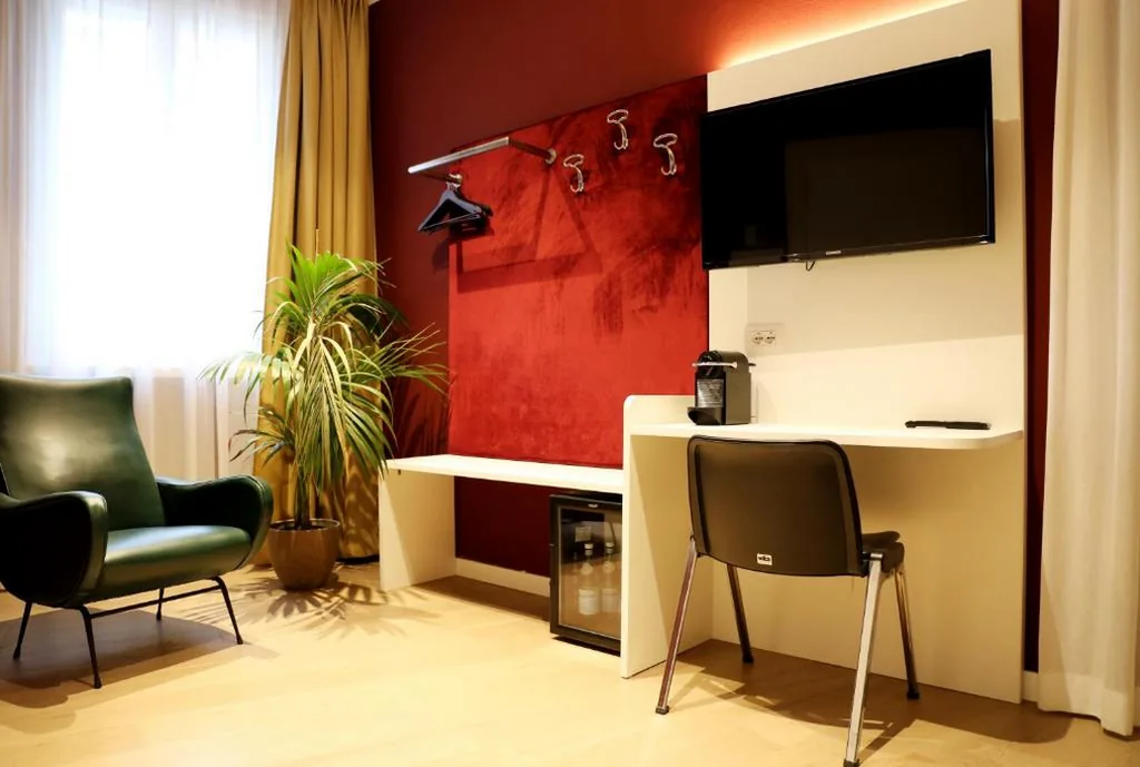 OFFICINA TESINI Guest Rooms Verona — foto 5