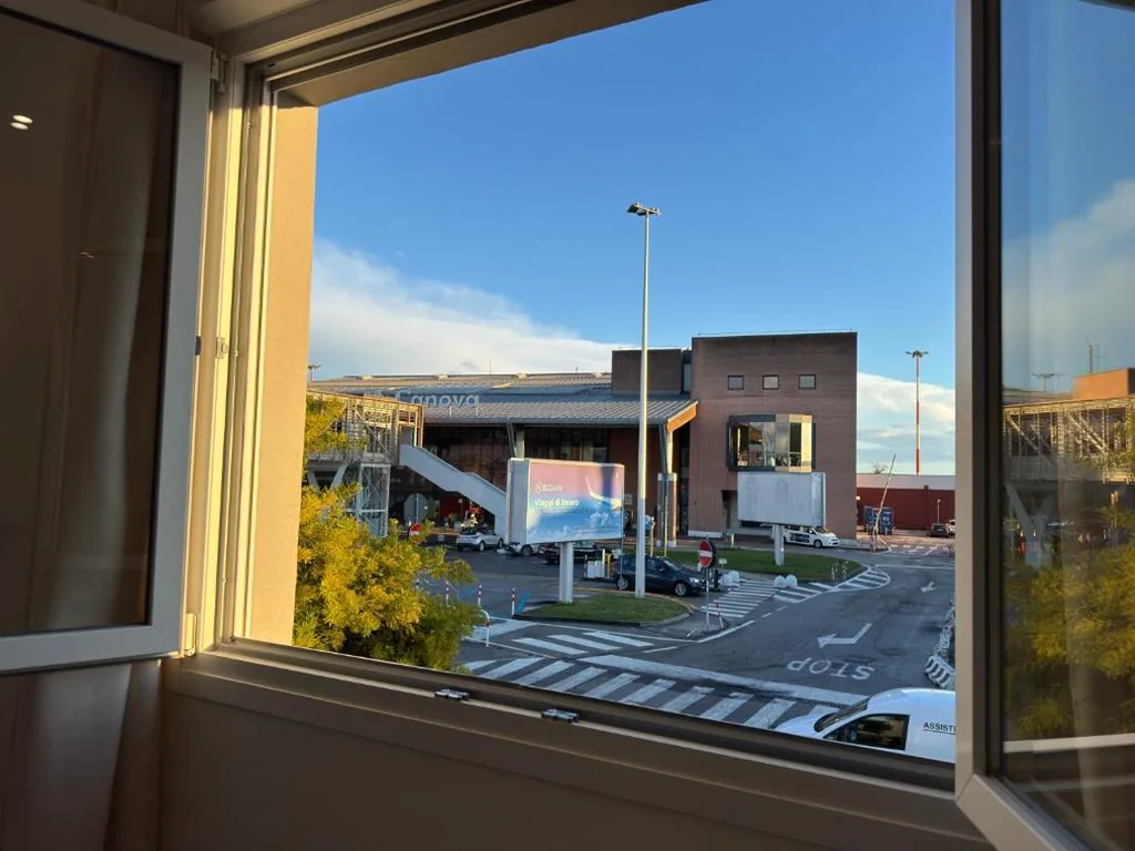 OTB ITALIA – Airport Rooms — foto 5