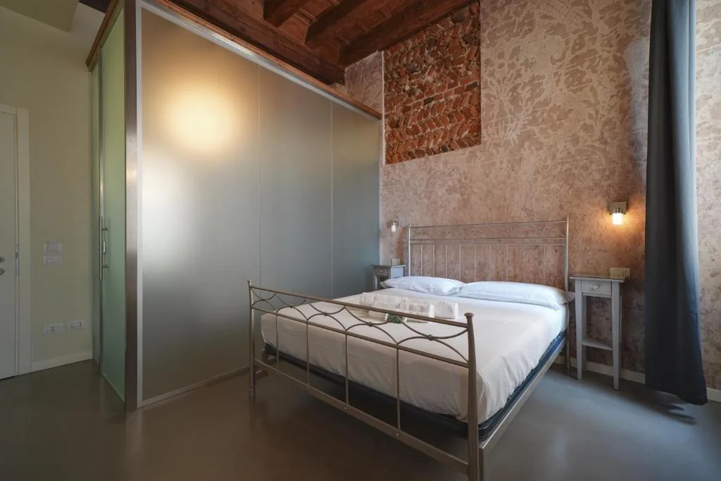Palazzo di Giulietta – Juliet’s Palace Verona