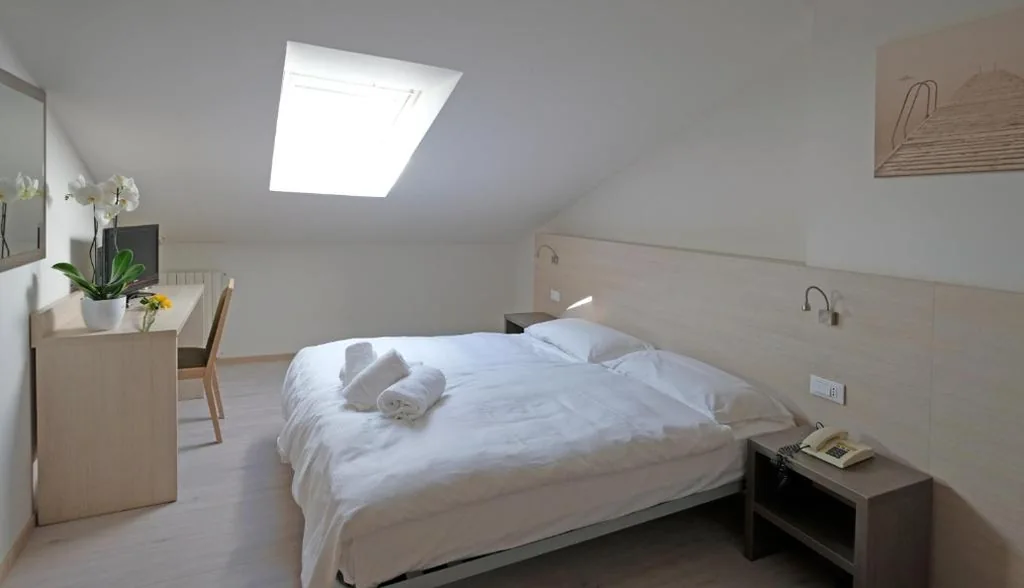 Small Double or Twin Room — Hotel Gelmini