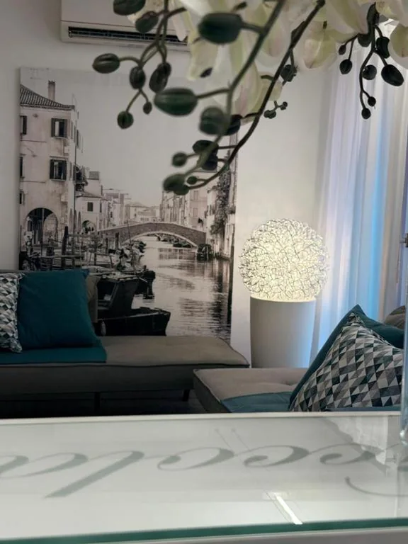 Piccola Venezia Room