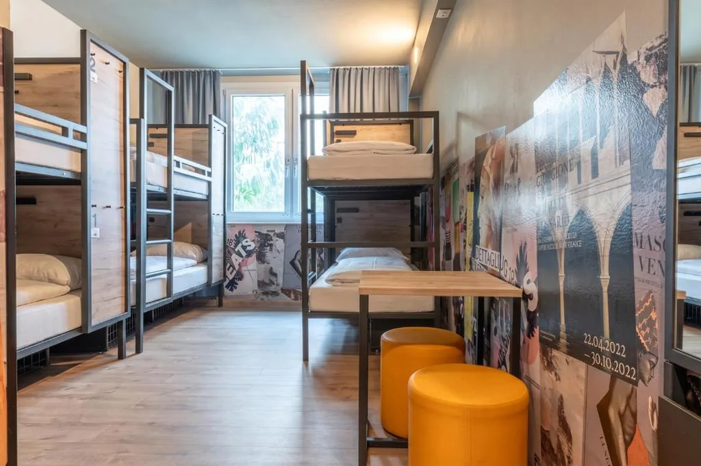 Bed in 6-Bed Mixed Dormitory Room — a&o Hostel Venezia Mestre