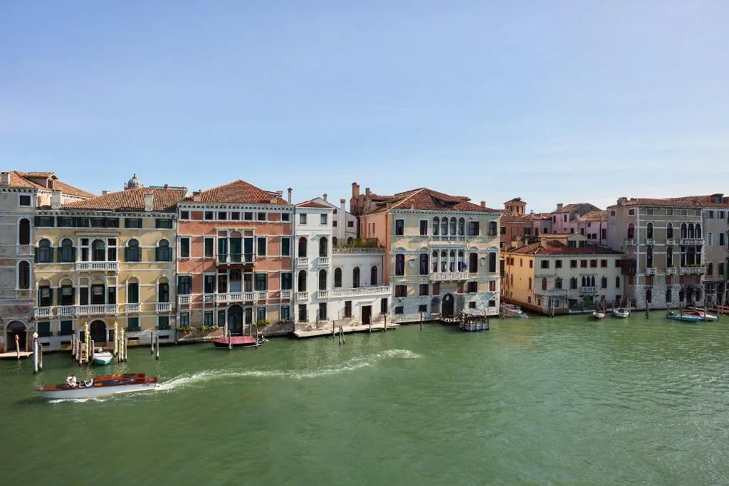 Premium Junior Suite with Grand Canal View — Hotel Palazzo Giovanelli e Gran Canal