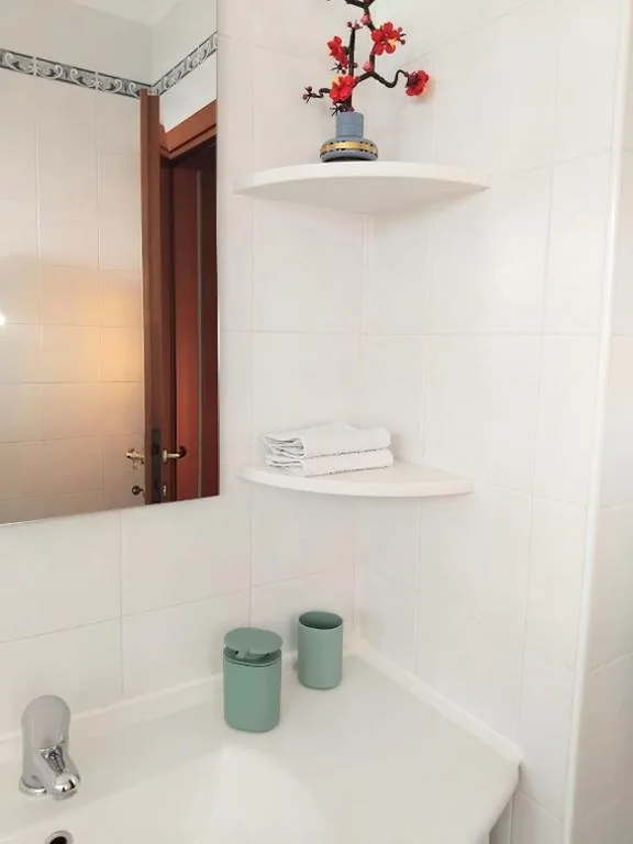 Private room and bathroom close to Piazzale Roma in Venice Mestre — foto 8