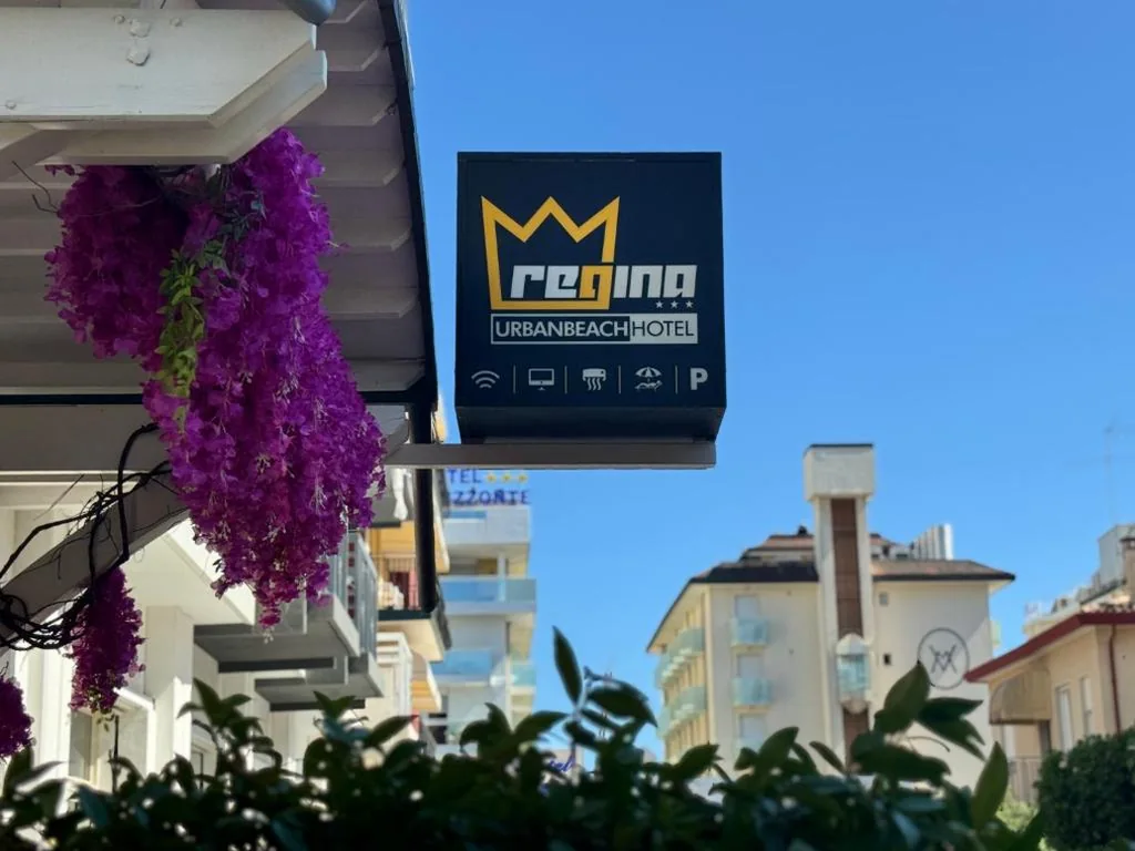 Regina Urban Beach Hotel — foto 4