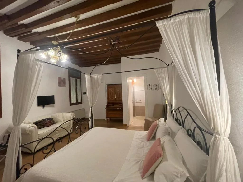 Residenza Corte Antica B&B