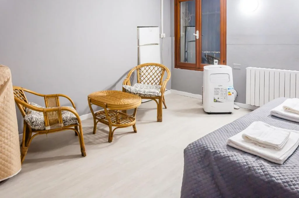 room with private bathrooms diedo 2