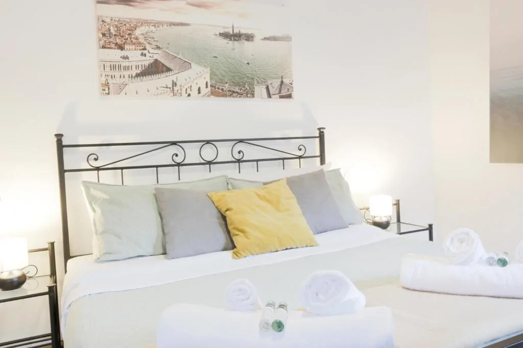 SANTA CROCE GUEST HOUSE