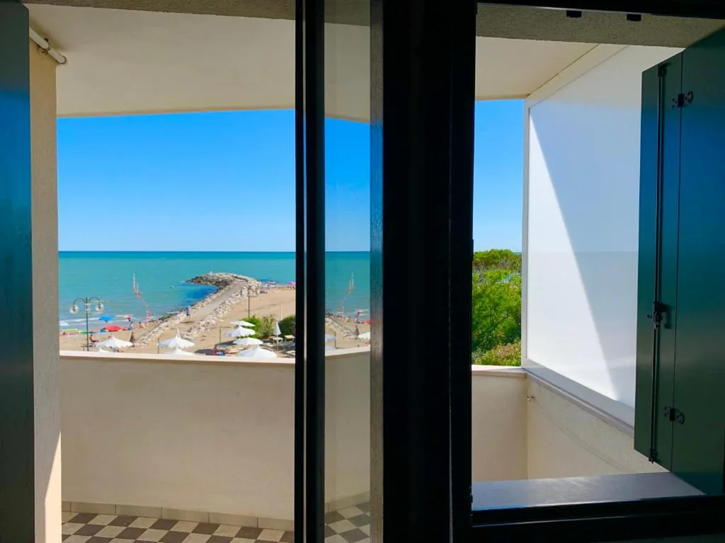 Studio with Balcony and Front Sea View — Eurobeach Residence