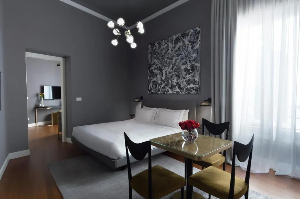Suite — Butterfly Verona