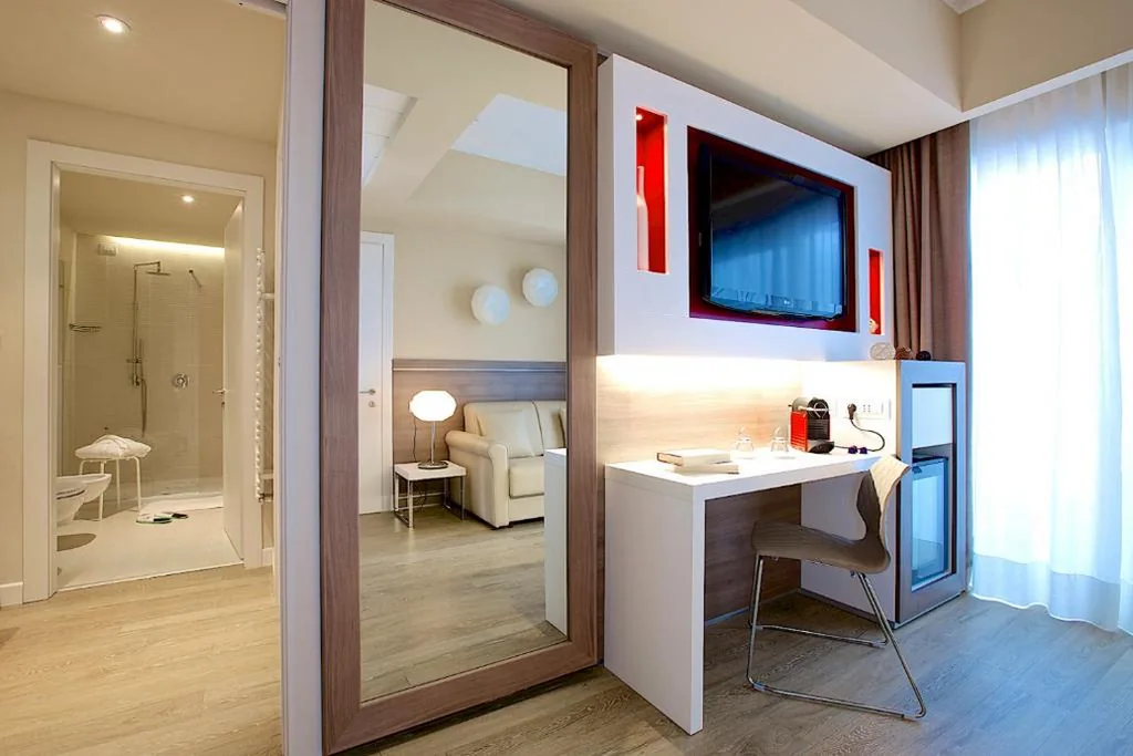 Suite Camilla con Jacuzzi® — Enjoy Garda Hotel