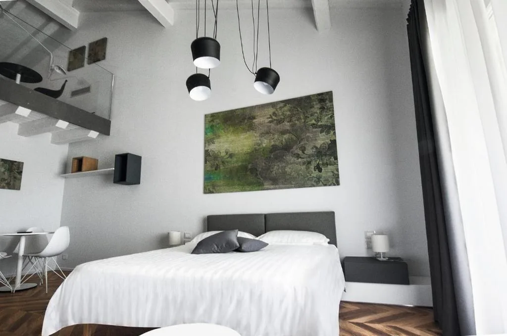 Suite with Balcony and Lake View — Ca’ Barbini Resort