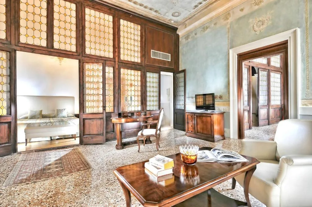 Suite with Balcony — Hotel Palazzo Vitturi