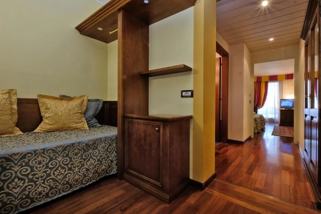 Suite con Terrazza — Villa Madrina Lovely and Dynamic Hotel
