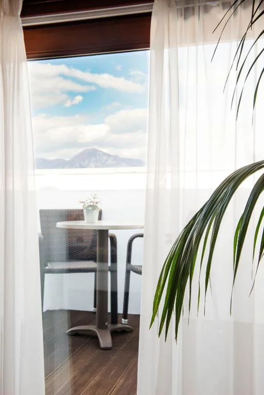 Suite con Vista Lago — Hotel Del Porto