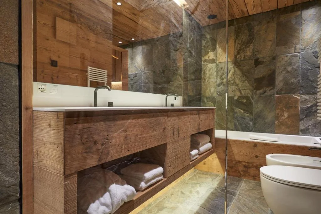 Suite with Mountain View — HOTEL de LEN