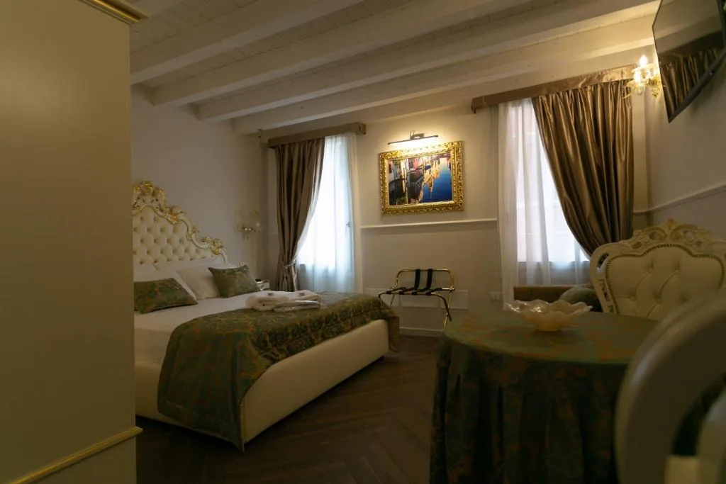 Deluxe Suite — Ca’ Vittoria Boutique House ApartSuite Chioggia