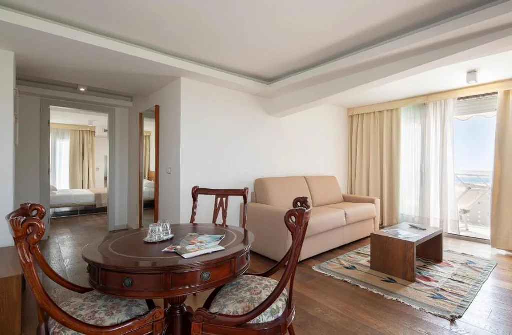 Deluxe Sea View Suite — Fantinello Hotel