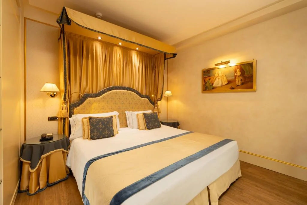 Suite Deluxe — Hotel A La Commedia