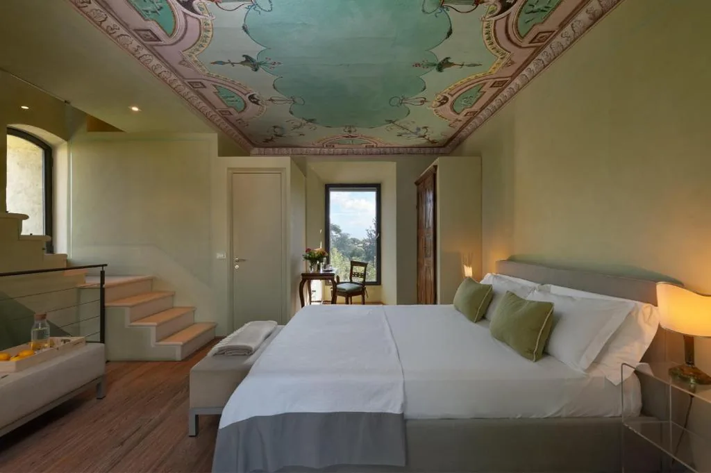 Deluxe Suite — Massimago Wine Tower