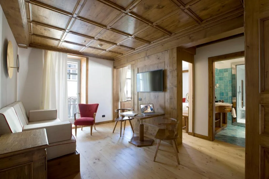 Deluxe Family Suite — Hotel Cortina