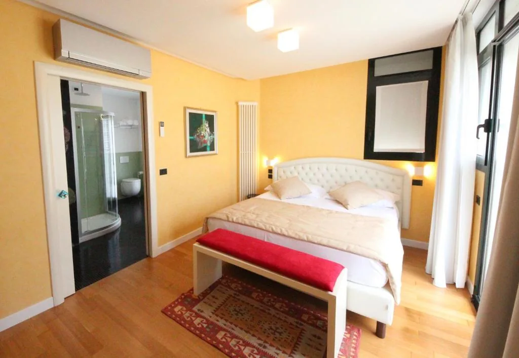 Suite Familiare Deluxe — Ruhl Beach Hotel & Suites