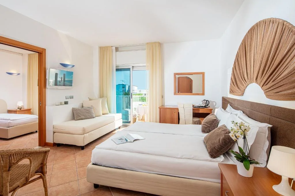 Family Suite — Hotel Rex