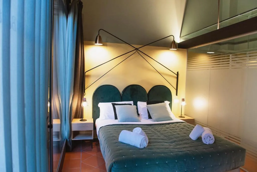 Suite — Italianflat – Empireo Rooms – 200mt to Arena