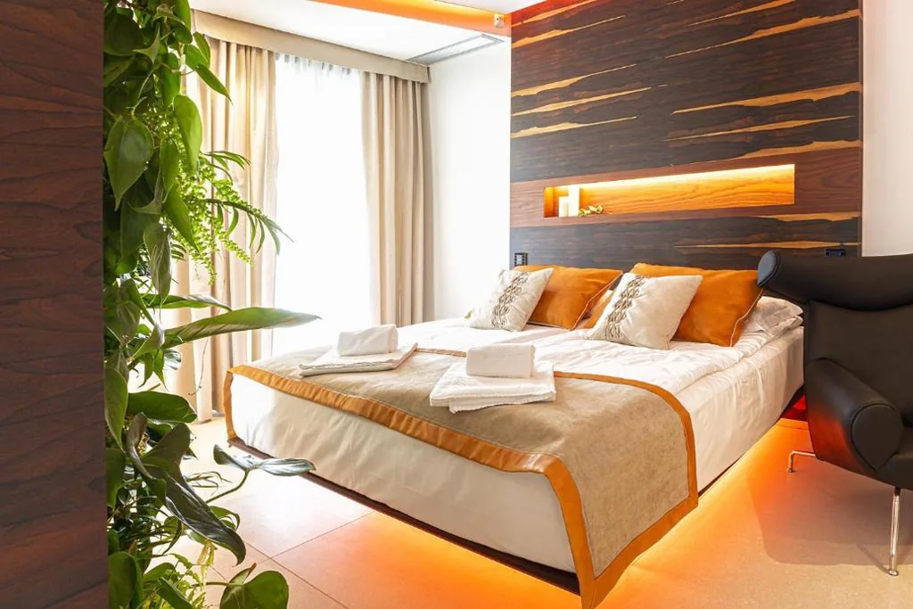 Suite King con Vasca Idromassaggio e Sauna — Costa Rica Bibione SPA