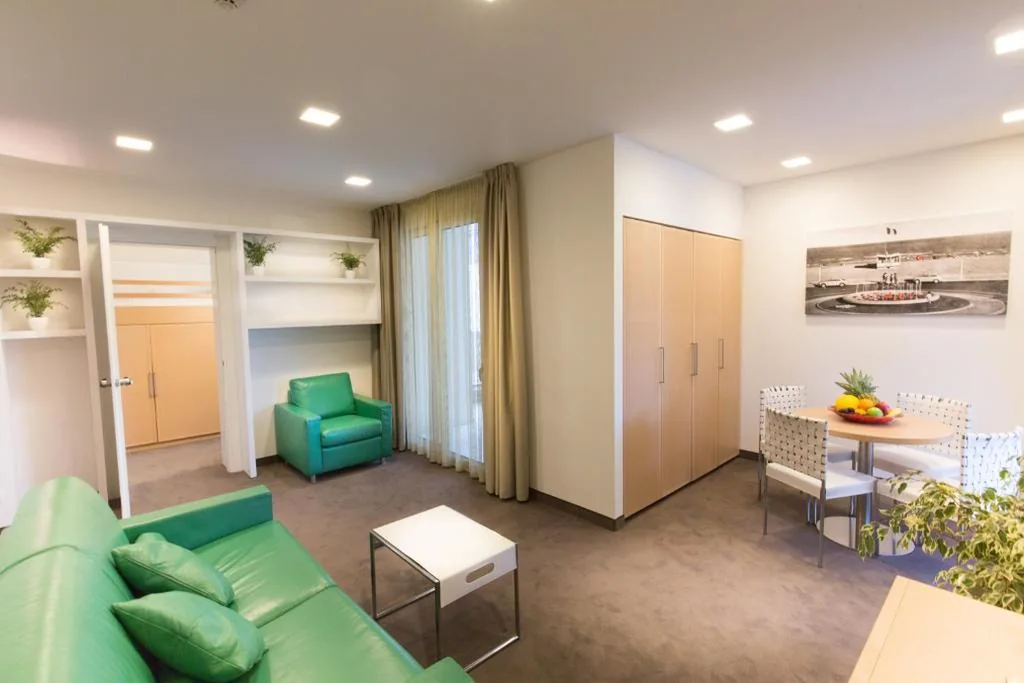 Premier Suite with Beach Access — Hotel Florida