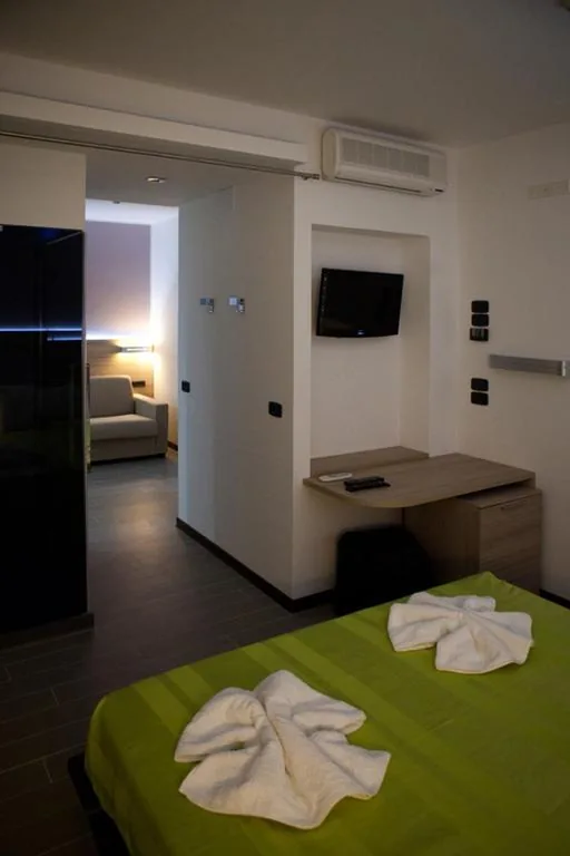 Suite Queen (2 Adulti + 2 Bambini) — Hotel Santa Lucia