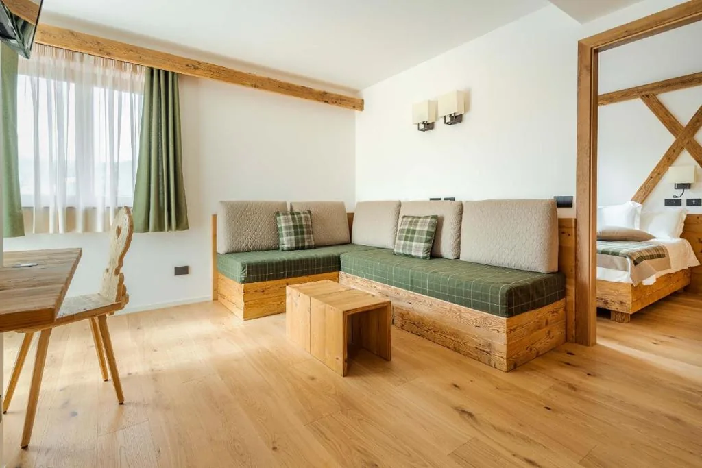 Queen Suite — Camina Suite and Spa