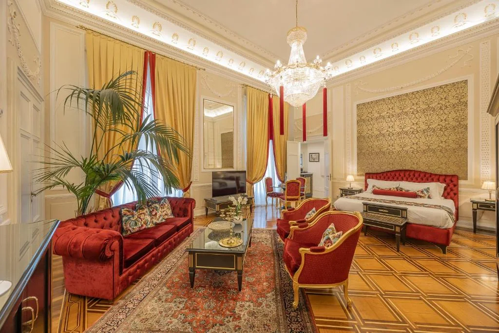 Royal Suite — Palazzo Monga Boutique Guesthouse