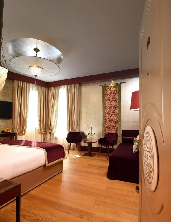 Suite — Santa Croce Boutique Hotel