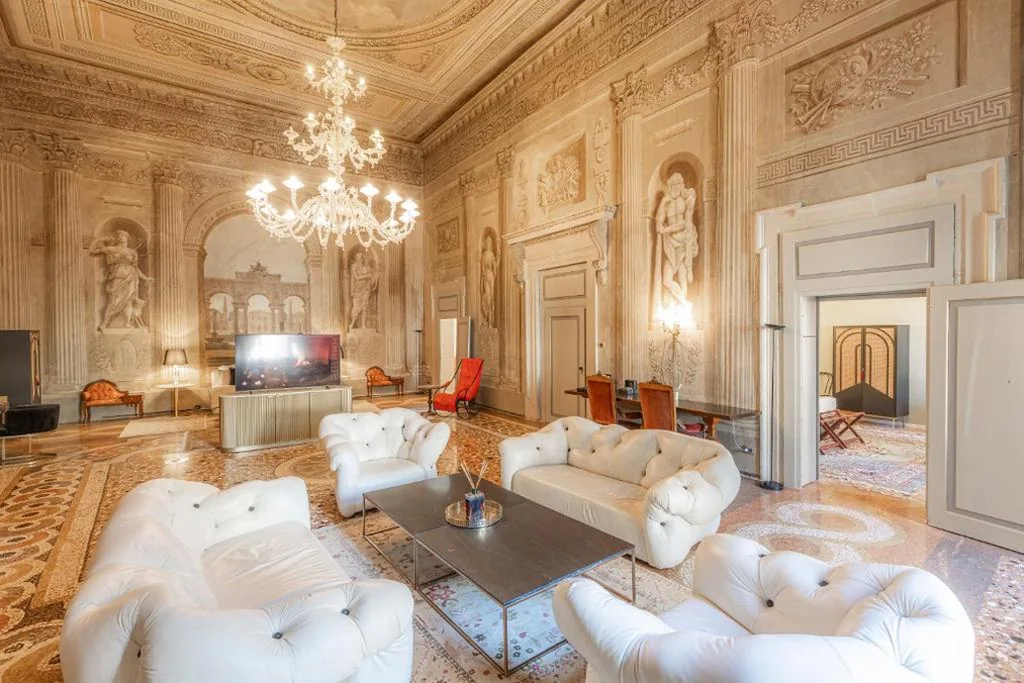 Superior King Suite — Corte Realdi – Palazzo Camozzini