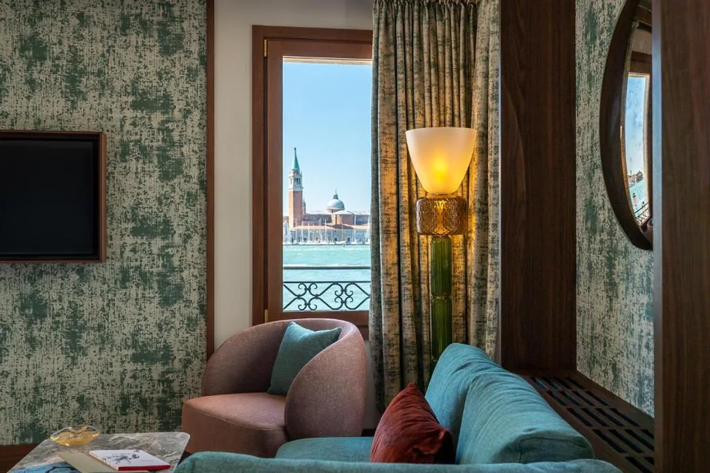 Suite Tripla con Vista Canale — Ca’ di Dio – VRetreats, an SLH Hotel