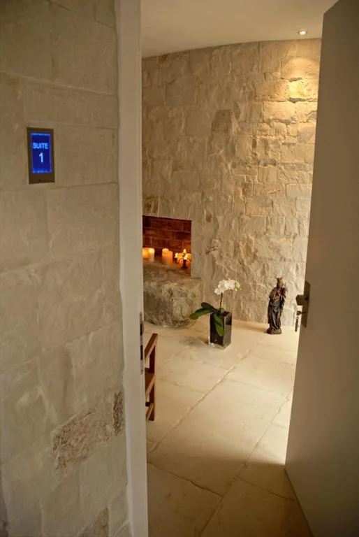 Suite — Via Paradiso 32