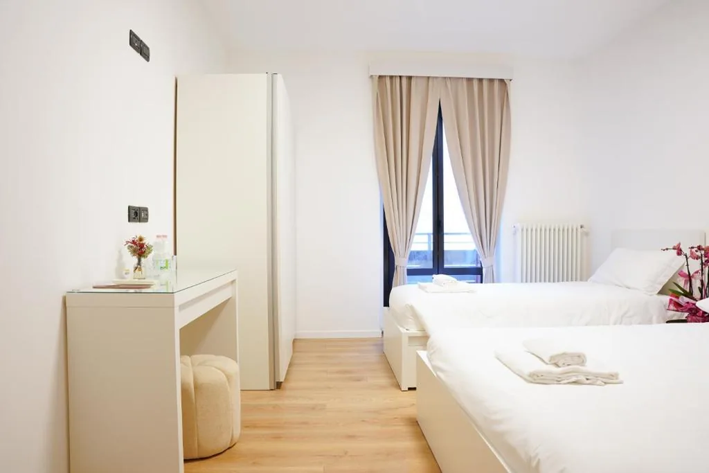 Sunshine HOTEL