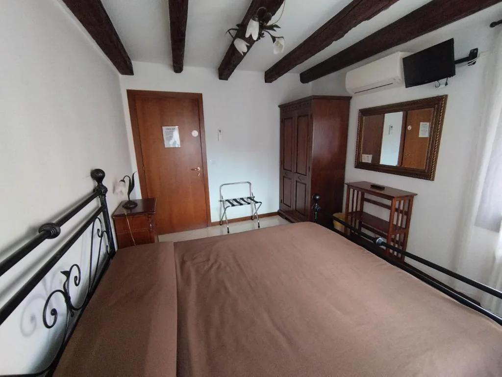 Sweet Venice – checkin at “Alloggi SS Giovanni e Paolo” — foto 7