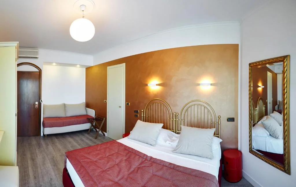 Termini Beach Hotel & Suites