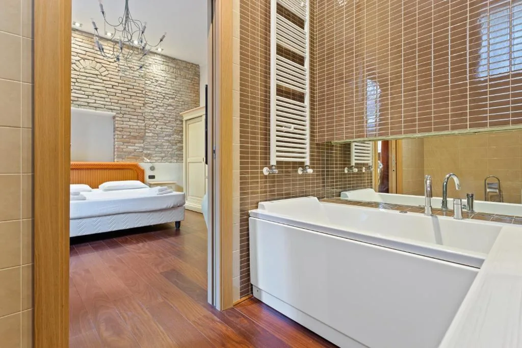 Top Venice Apartments and Rooms Ostreghe Bridge
