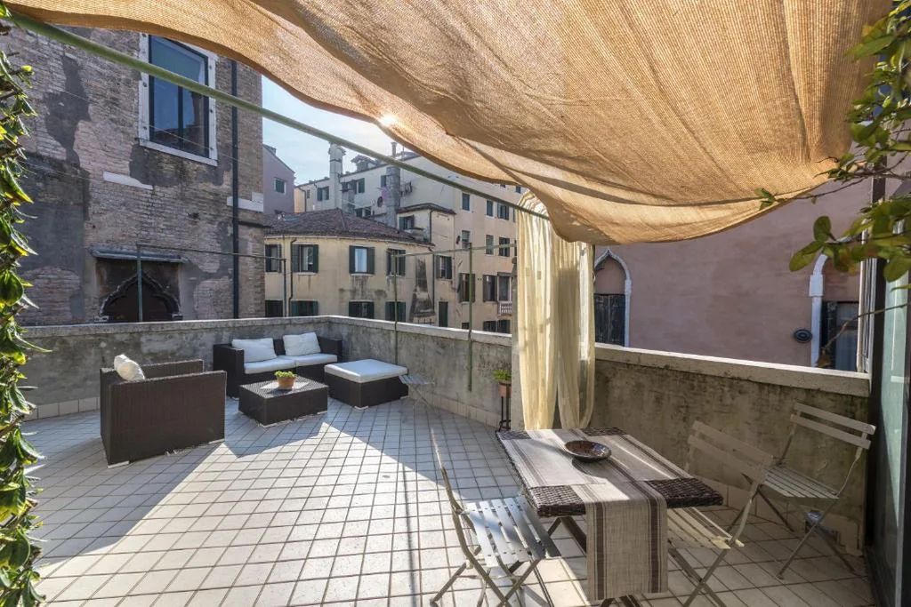 Tre Sestieri Terrace – CANAL VIEW 2024