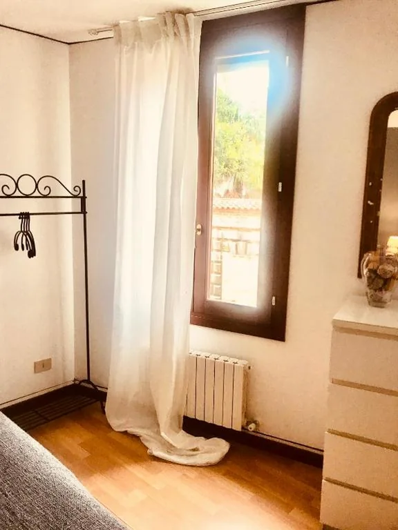 Venice and Venice Apartments – private rooms in shared apartment